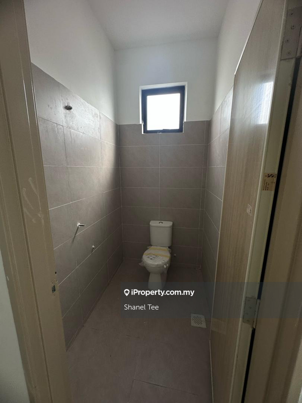 Kedai-Pejabat untuk Disewa di kbsnx, Kluang oleh Shanel Tee - iProperty.com.my