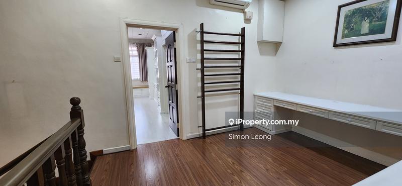 Rumah Berangkai 2 Tingkat untuk Dijual di Bukit Jelutong, Shah Alam oleh Simon Leong - iProperty.com.my