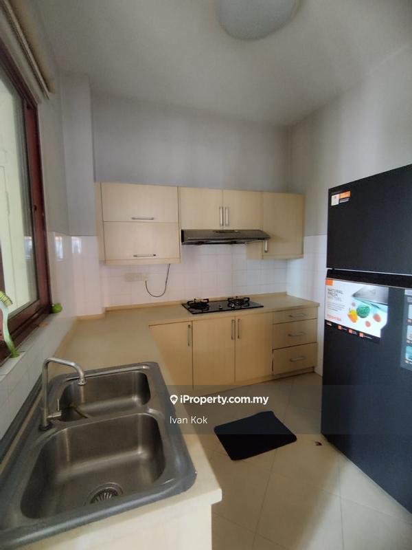 Kondominium untuk Dijual di Surian Condominium oleh Ivan Kok - iProperty.com.my
