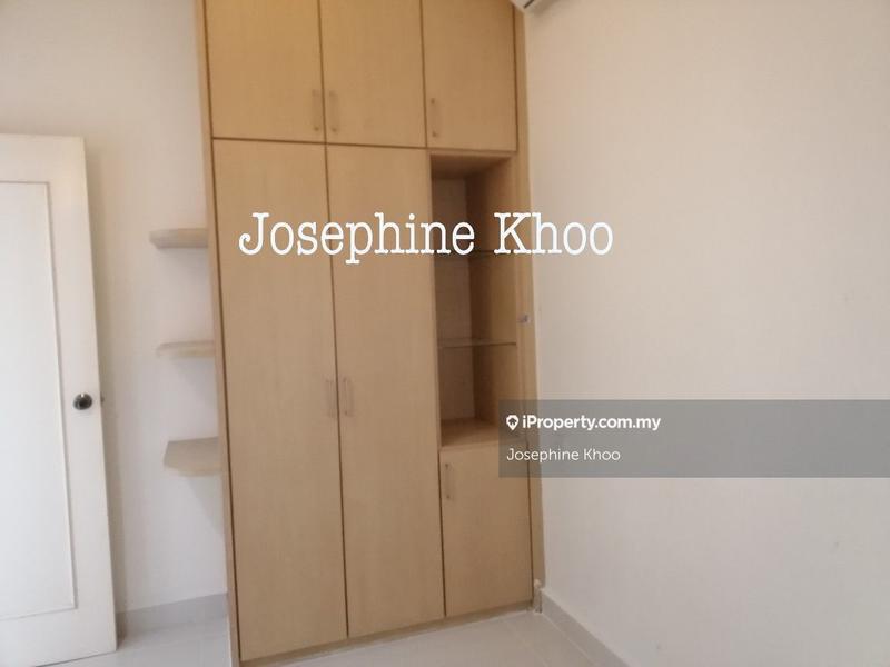 For Rent - University Place (Plaza Ivory)