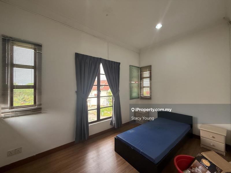 Banglo untuk Dijual di Country Heights, Kajang oleh Stacy Young - iProperty.com.my