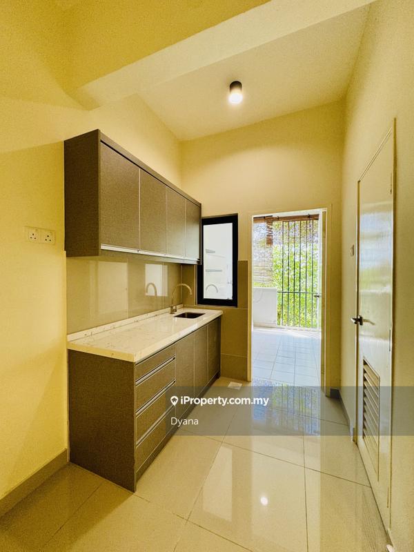 Rumah Bandar untuk Dijual di Bandar Bukit Mahkota, Bangi oleh Dyana - iProperty.com.my