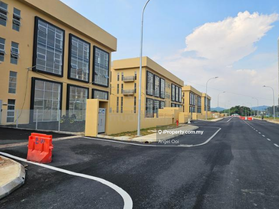 For Sale - 3 Storey Semi-d Shah Alam New Wisdomten Industrial Park