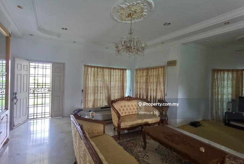 Banglo untuk Dijual di Pantai Sepang Putra, Sepang oleh Vernice Ng - iProperty.com.my