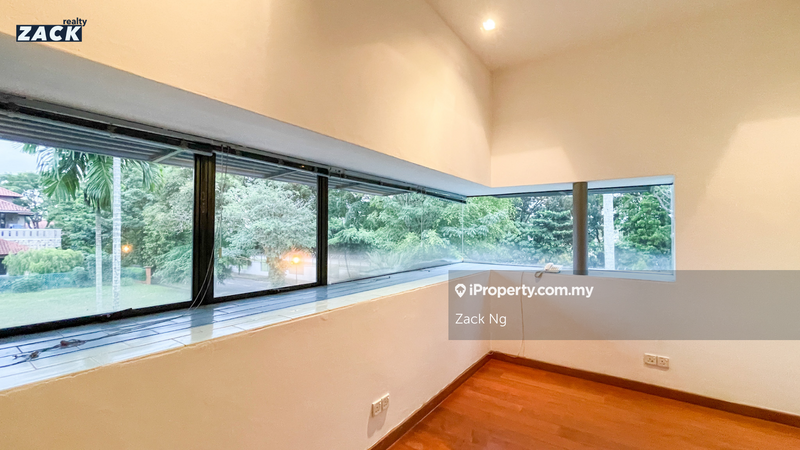 Bungalow House for Sale in Lakeview Resort Saujana, Saujana by Zack Ng - iProperty.com.my