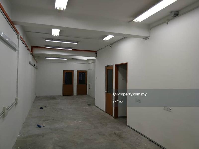 Kedai-Pejabat untuk Dijual di Seksyen U1, Glenmarie oleh sk Yeo - iProperty.com.my