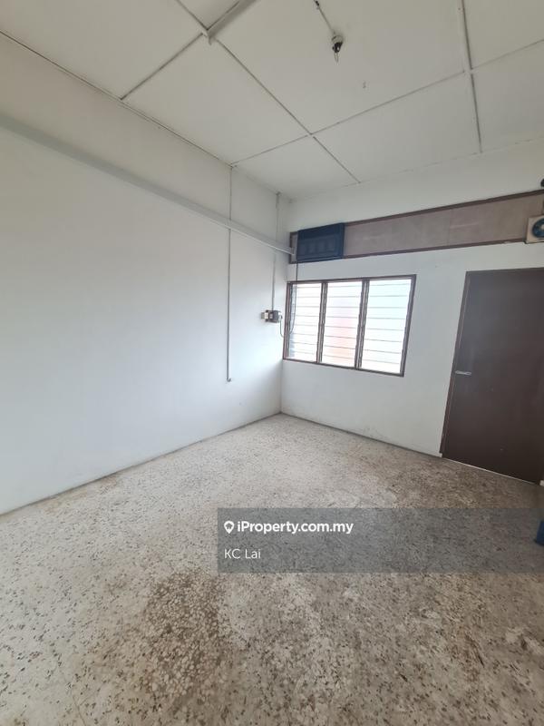 Shop for Sale in Taman Yoon Fook, Seremban by KC Lai - iProperty.com.my