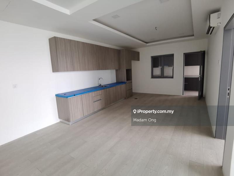 For Sale - Lakefront Residence