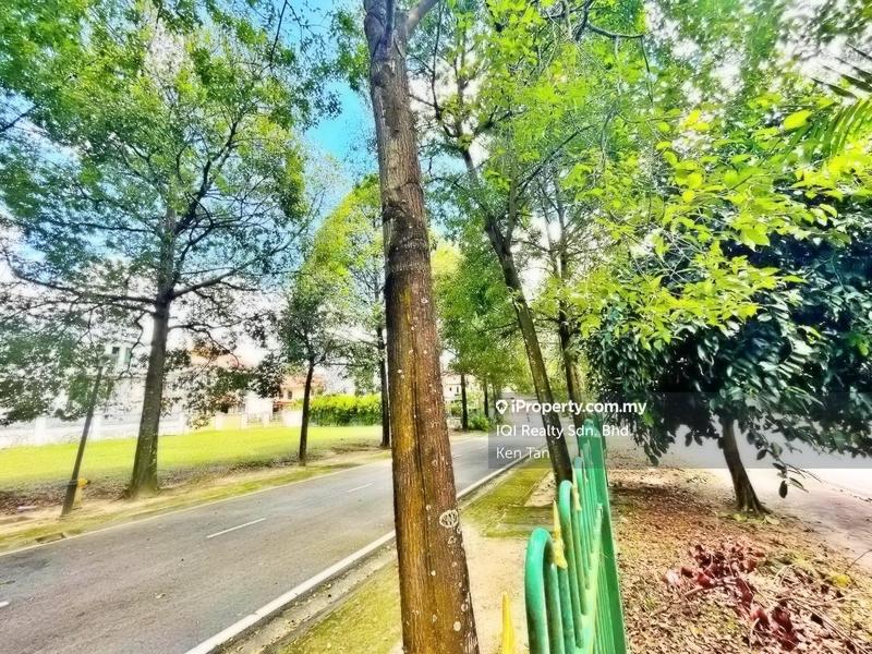 Bungalow Land for Sale in Pinggiran Golf Saujana Golf & Country Resort PJ, Saujana by Ken Tan - iProperty.com.my