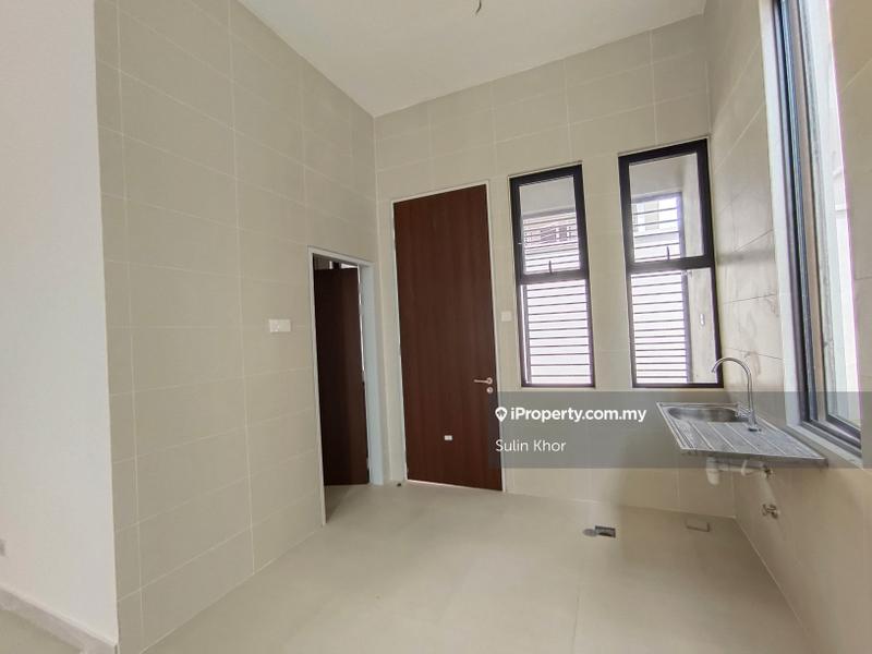 Rumah Berkembar untuk Dijual di Bandar Kinrara Seksyen 8, Bandar Kinrara oleh Sulin Khor - iProperty.com.my