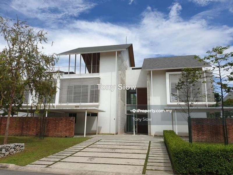 Bungalow House for Sale in Seri Pilmoor, Ara Damansara by Tony Siow - iProperty.com.my