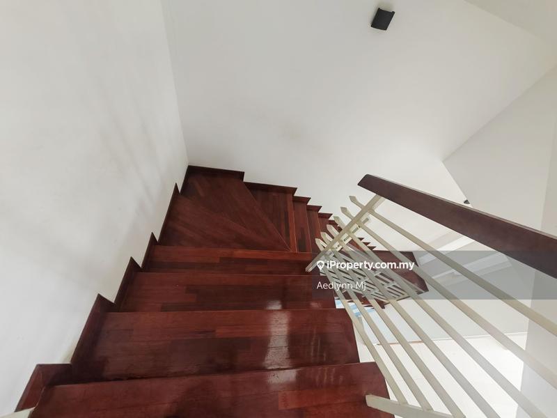 Rumah Teres 2.5-Tingkat untuk Dijual di Puchong, Selangor oleh Aedlynn Mj - iProperty.com.my