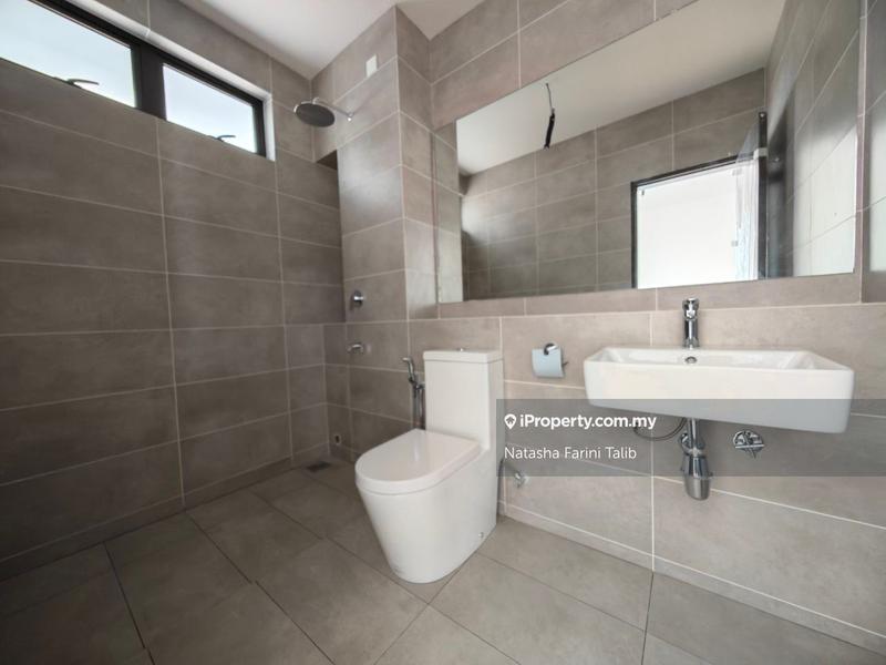 Rumah Berangkai 2 Tingkat untuk Dijual di Pekan Sepang, Sepang oleh Natasha Farini Talib - iProperty.com.my