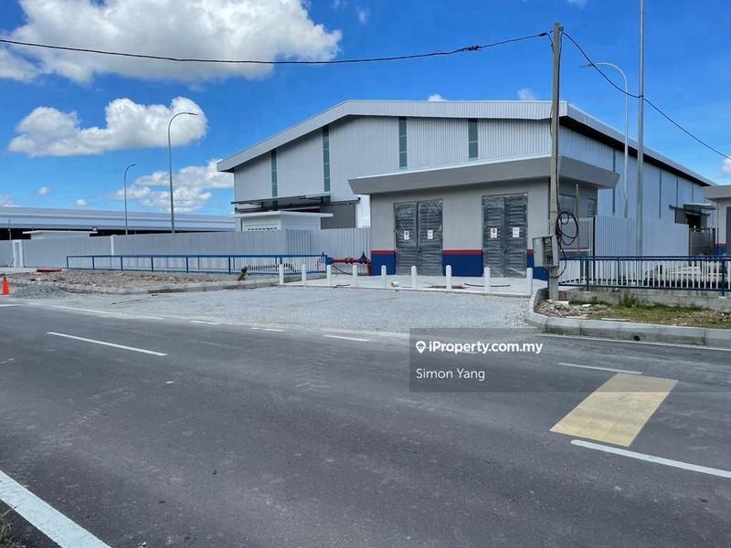 Warehouse for Sale in Kampung Teluk Mengkuang, Telok Panglima Garang by Simon Yang - iProperty.com.my
