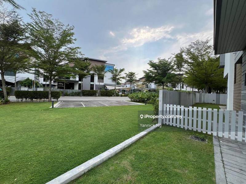 Bungalow House for Sale in Kota Kemuning, Shah Alam by Yannick Ng - iProperty.com.my