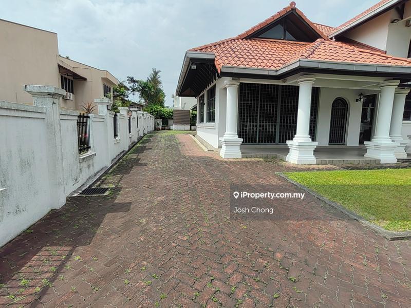 Bungalow House for Sale in Pantai Hill, Taman Bukit Pantai, Taman Pantai, Bangsar by Josh Chong - iProperty.com.my