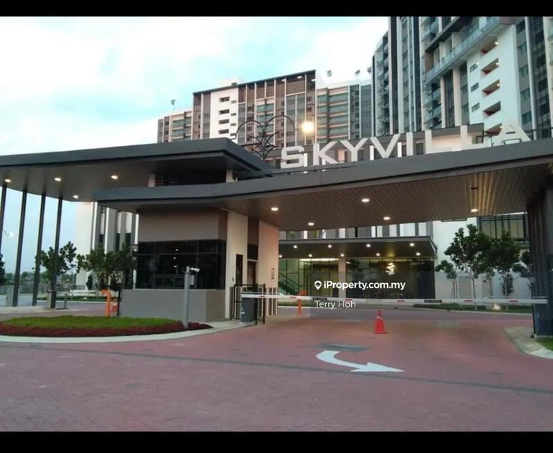 For Sale - Skyvilla @ D'Island