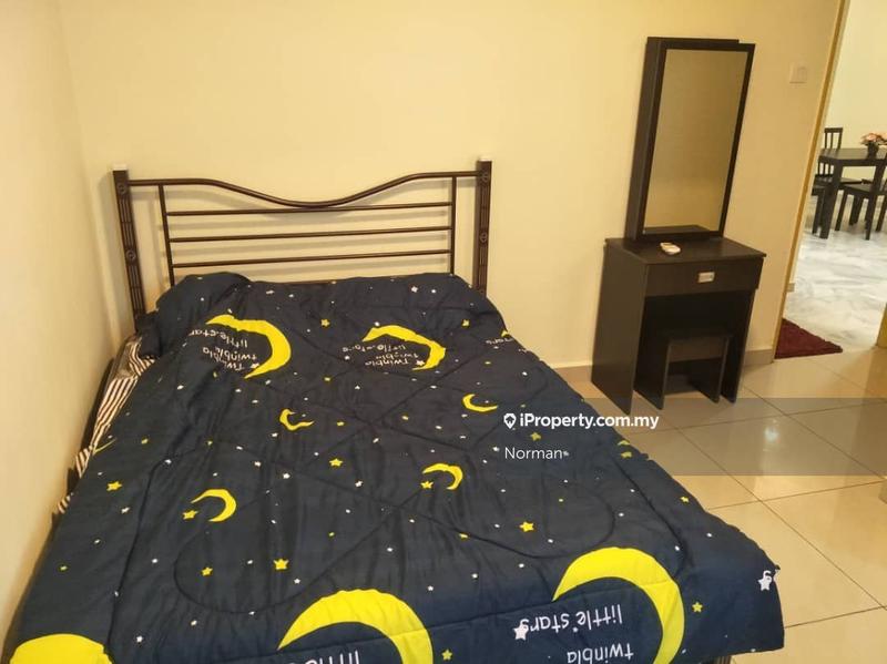 Apartment for Sale in Glory Beach Resort by Norman - iProperty.com.my