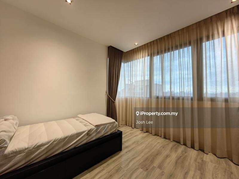 For Sale - Lumi Tropicana