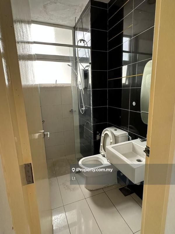 For Sale - Skypod Residence