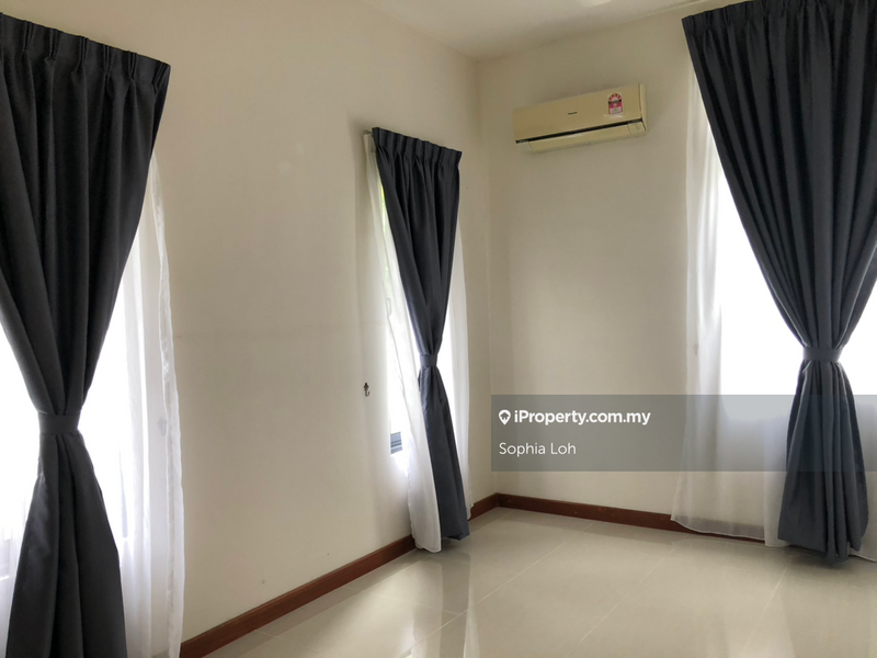 Rumah Berkembar untuk Dijual di Seri Kembangan, Selangor oleh Sophia Loh - iProperty.com.my