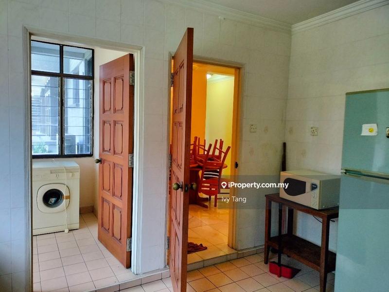 Condominium for Sale in The Club by Ivy Tang - iProperty.com.my