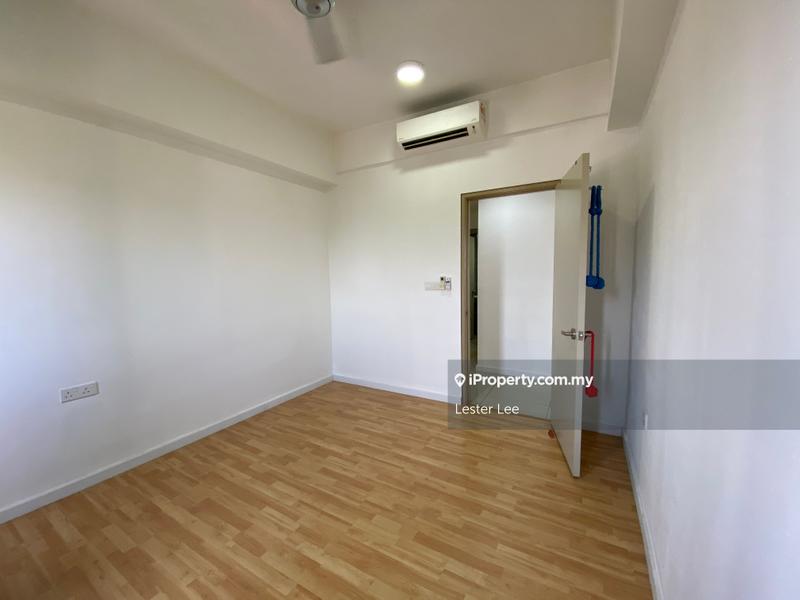Service Residence for Sale in Suria Residence by Lester Lee - iProperty.com.my