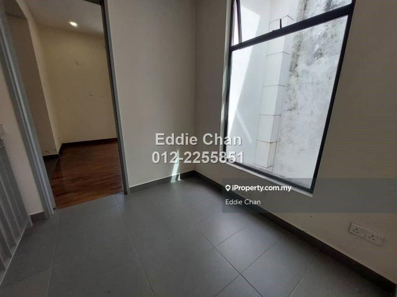 Rumah Berangkai 3 Tingkat untuk Dijual di Ukay Tropika, Hulu Kelang, Ampang, Ampang oleh Eddie Chan - iProperty.com.my