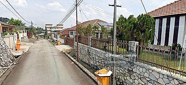 Rumah Berkembar untuk Dijual di Bukit Gasing, Petaling Jaya oleh Cooper Chow - iProperty.com.my