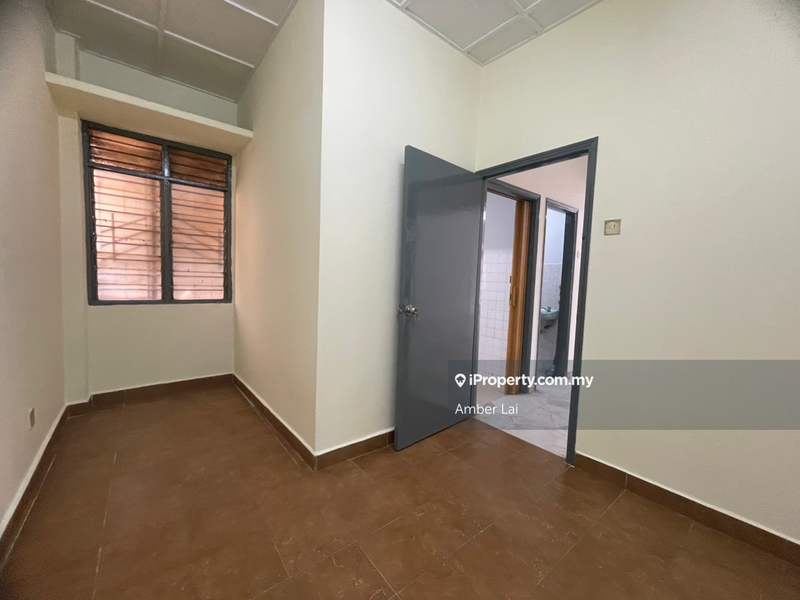 Flat for Sale in Kuchai Entrepreneurs Park by Amber Lai - iProperty.com.my
