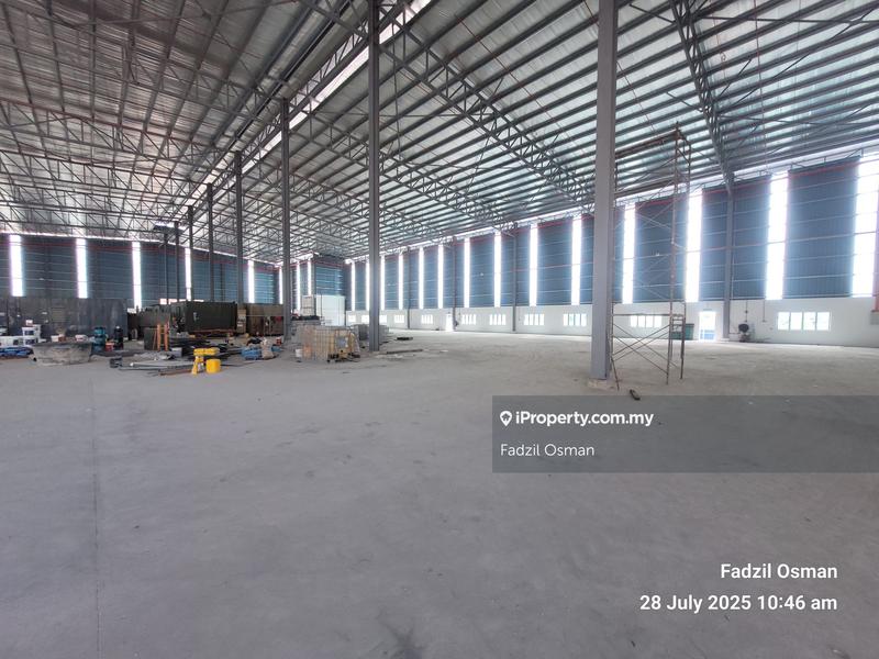 Kilang Terpisah untuk Disewa di Bandar Sri Sendayan, Negeri Sembilan oleh Fadzil Osman - iProperty.com.my