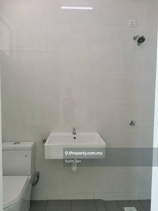 2.5-storey Terraced House for Sale in Taman Ozana Residence, Ayer Keroh by Keith Tan - iProperty.com.my