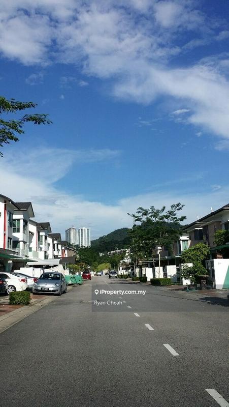 Rumah Berkembar untuk Dijual di Sutera Damansara, Gloria Residences, Damansara Damai oleh Ryan Cheah - iProperty.com.my