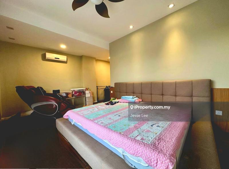 Rumah Berkembar untuk Dijual di Bandar Country Homes, Rawang oleh Jesse Lee - iProperty.com.my