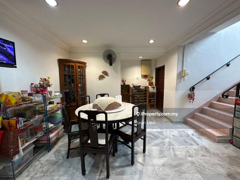 Bungalow House for Sale in Seksyen 17, Petaling Jaya by Sean Liew - iProperty.com.my