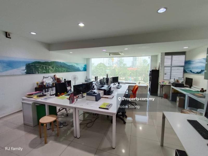 Shop for Sale in Taman Tasik Utama, Ayer Keroh by Robin Soong - iProperty.com.my