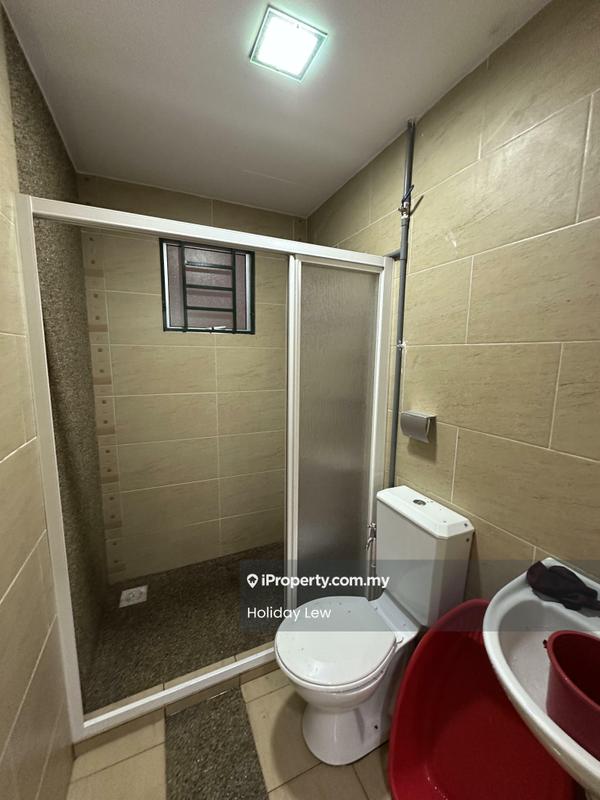 Residensi Servis untuk Disewa di Kuchai Avenue oleh Holiday Lew - Bathroom - iProperty.com.my
