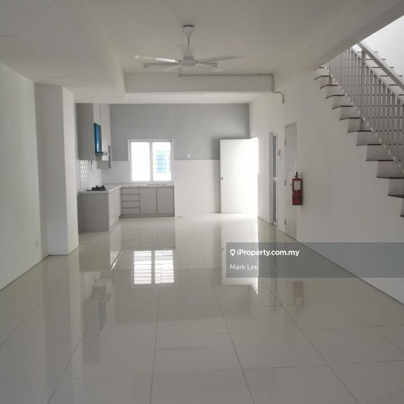 Rumah Berangkai 2 Tingkat untuk Dijual di Cybersouth, Dengkil oleh Mark Lee - iProperty.com.my