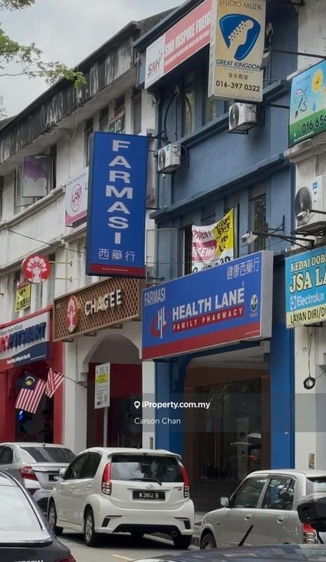 For Sale - [3 Sty Corner Facing Main Road][ROI 4.8%] Desa Petaling, Sungai Besi, Kuchai Lama