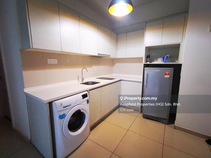 Kediaman Servis untuk Disewa di i-SOHO @ i-City oleh CH Low - iProperty.com.my
