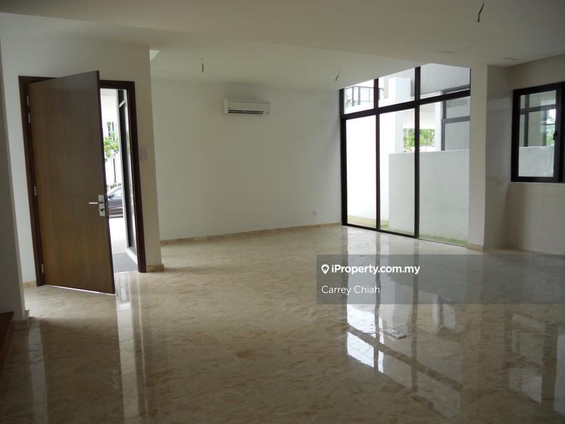 Bungalow House untuk Dijual di Pusat Bandar Puchong, Puchong oleh Carrey Chiah - iProperty.com.my