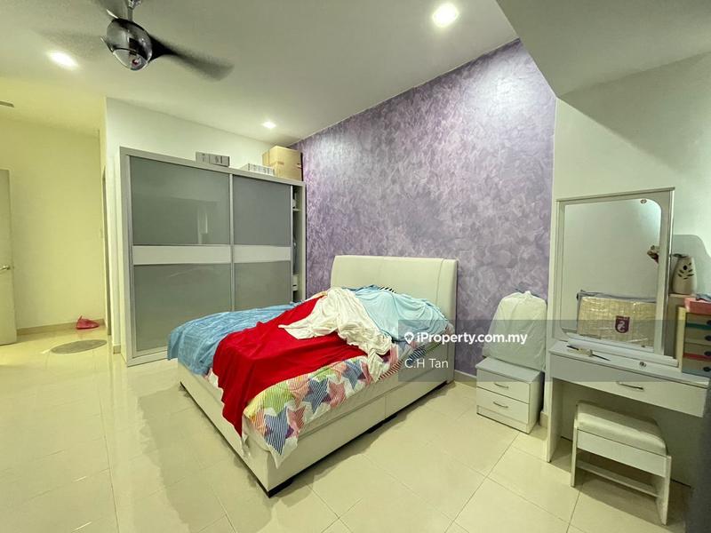 Rumah Teres 3-Tingkat untuk Dijual di New Green Park, Rawang oleh C.H Tan - iProperty.com.my