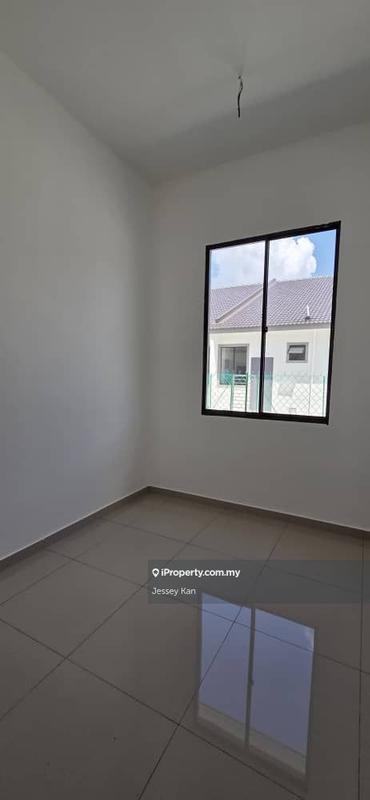 Rumah Berangkai 1 Tingkat untuk Dijual di Kampung Permatang Badak, Kuantan oleh Jessey Kan - iProperty.com.my
