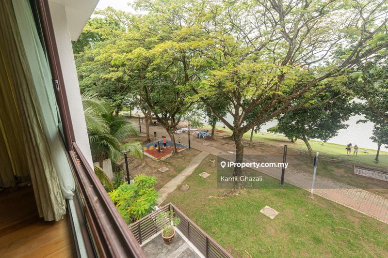 Semi-Detached House for Sale in LAKE VIEW Yara Twinvilla 2.5 Storey Semi-D House, Presint 8 by Kamil Ghazali - iProperty.com.my