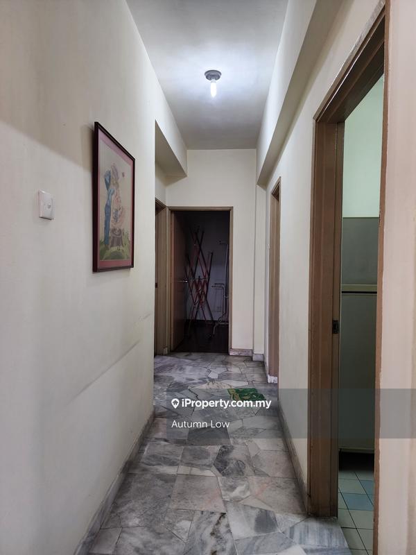 Condominium for Sale in Gemilang Indah by Autumn Low - iProperty.com.my