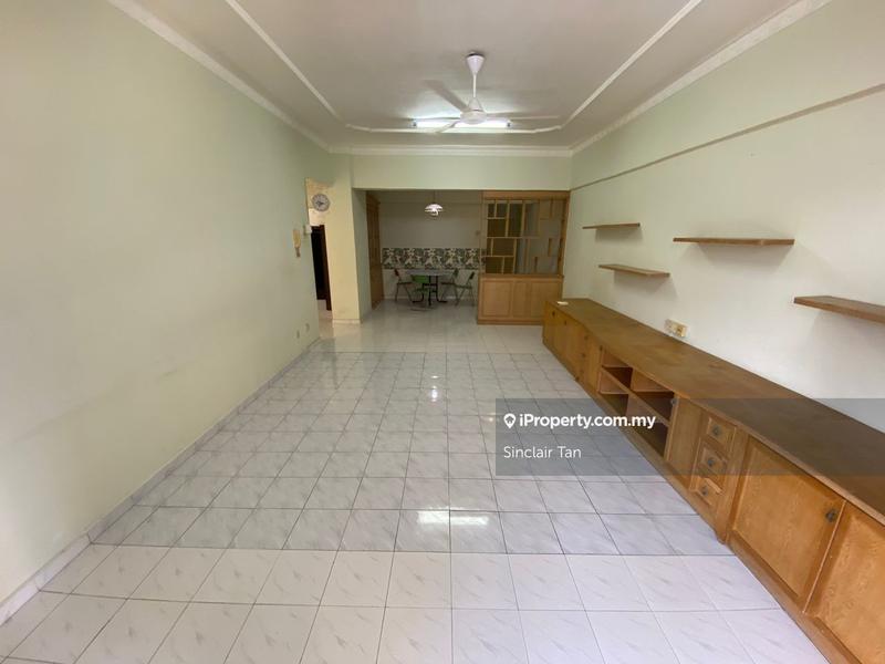 For Sale - Straits Court