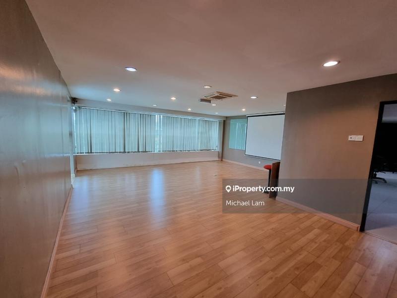 Shop / Office untuk Disewa di SS25, Petaling Jaya oleh Michael Lam - iProperty.com.my