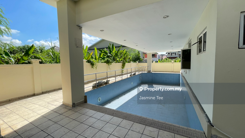 Bungalow House for Sale in Renovated with swimming pool, Ampang Utama(Ampang, Ampang by Jasmine Tee - iProperty.com.my