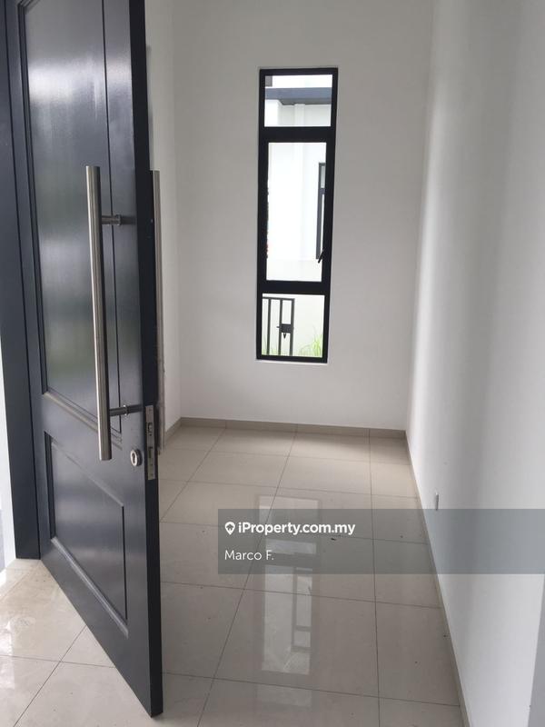 Banglo untuk Dijual di Eco Grandeur, Puncak Alam oleh Marco F. - iProperty.com.my