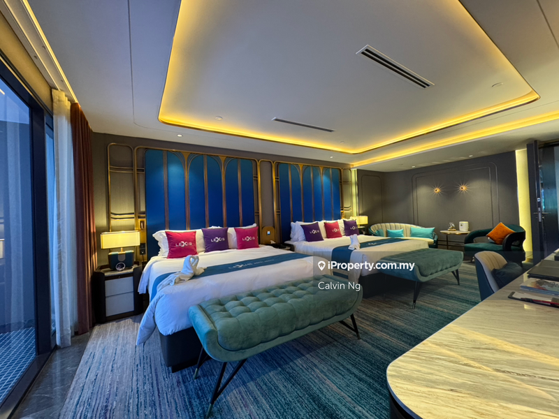 For Sale - Royal Lexis